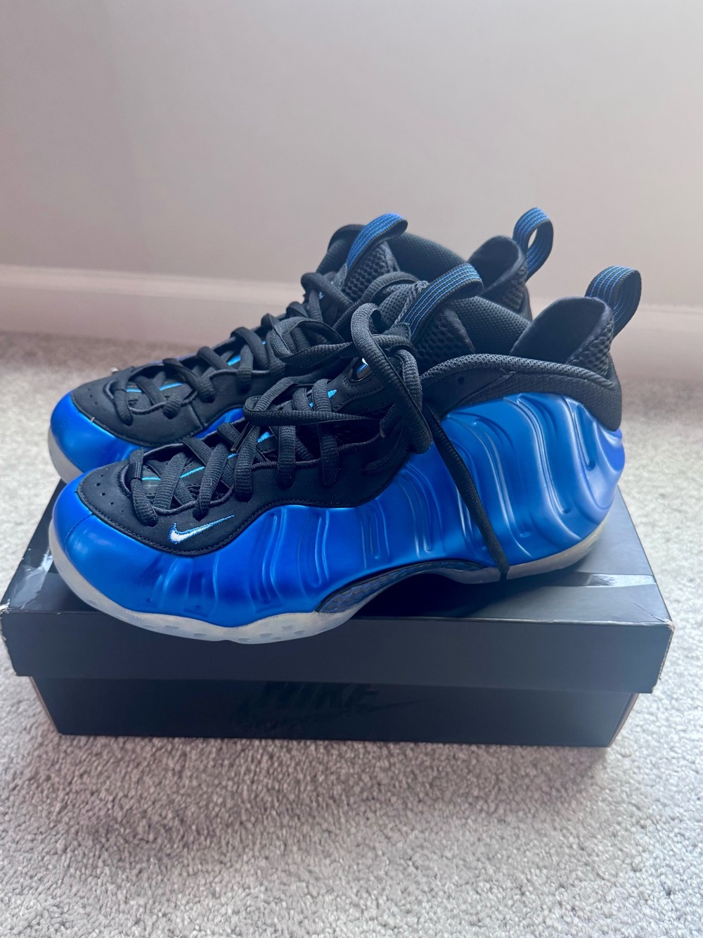Nike Men’s Royal Blue Foamposite Sneakers - Picture 2 of 4
